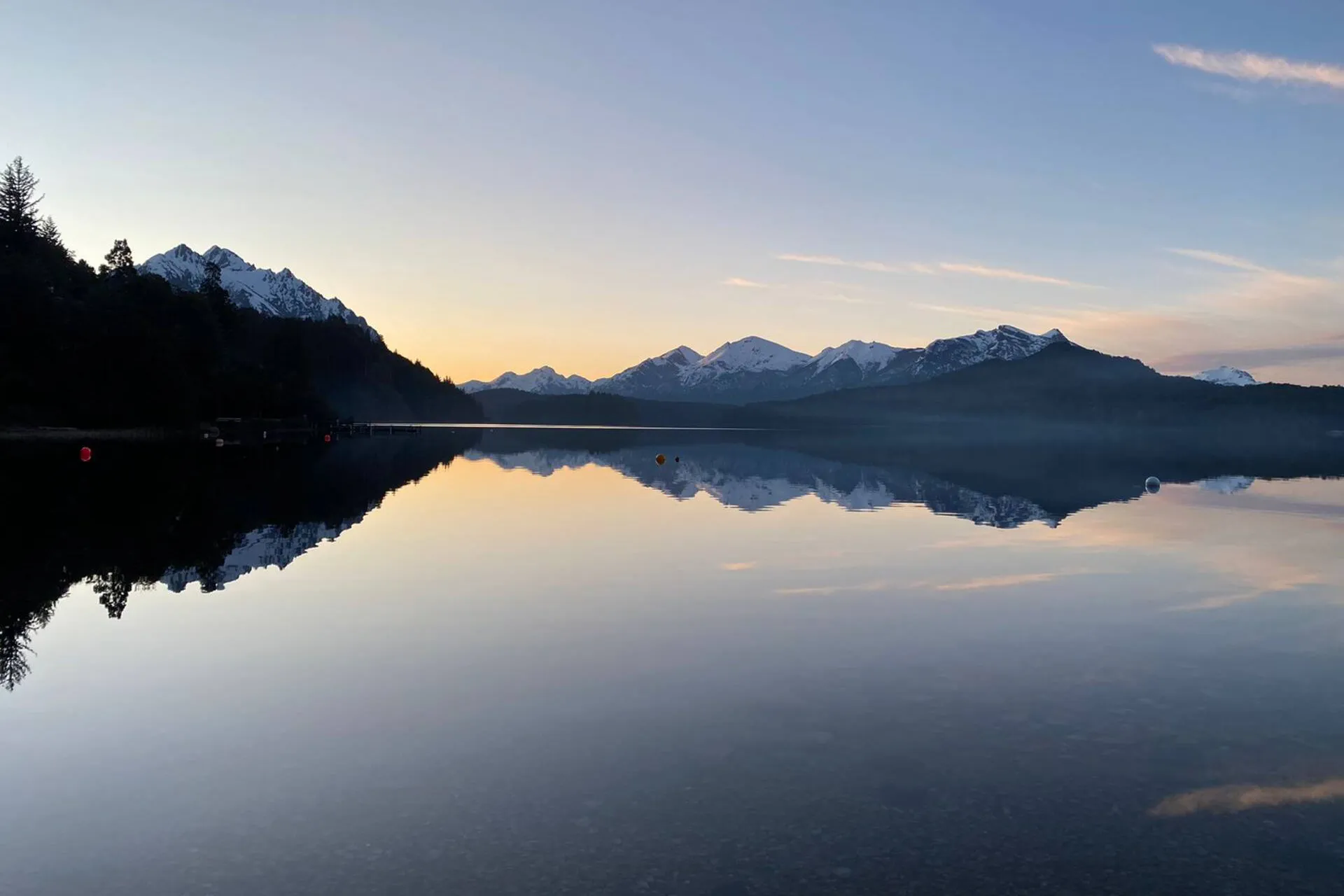 Paseo junto al lago Moreno