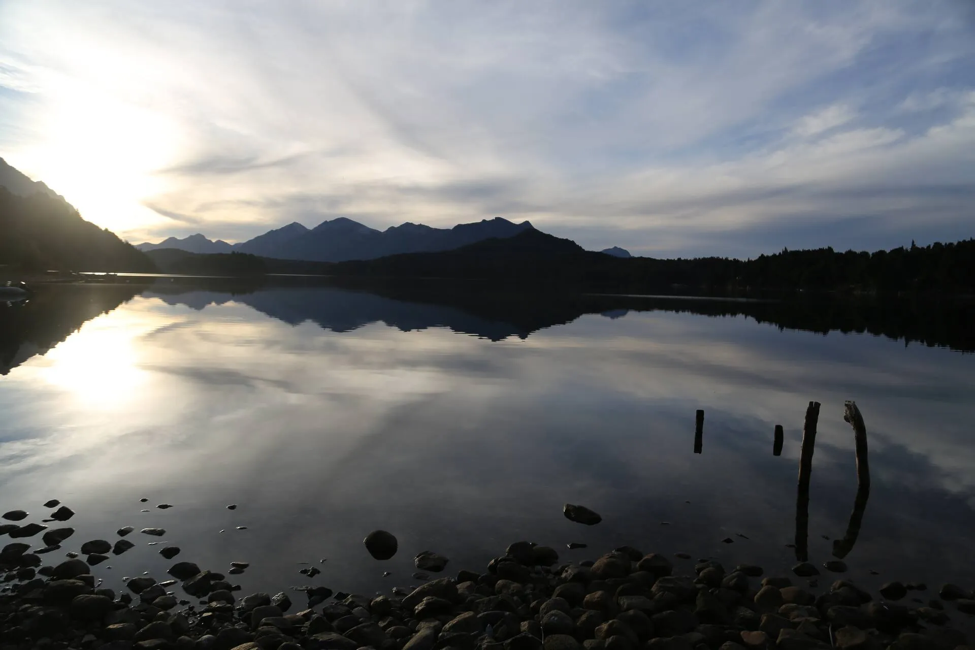 Paseo junto al lago Moreno