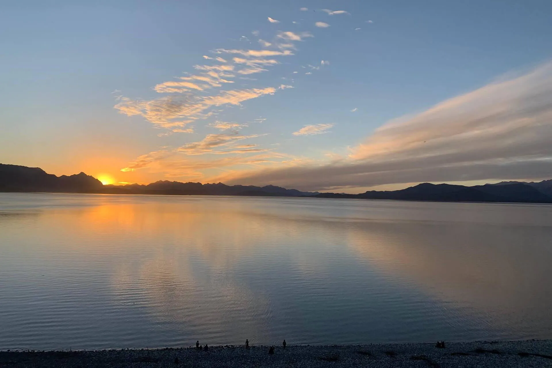 Vista puesta del sol desde el depto Premium Ollagua