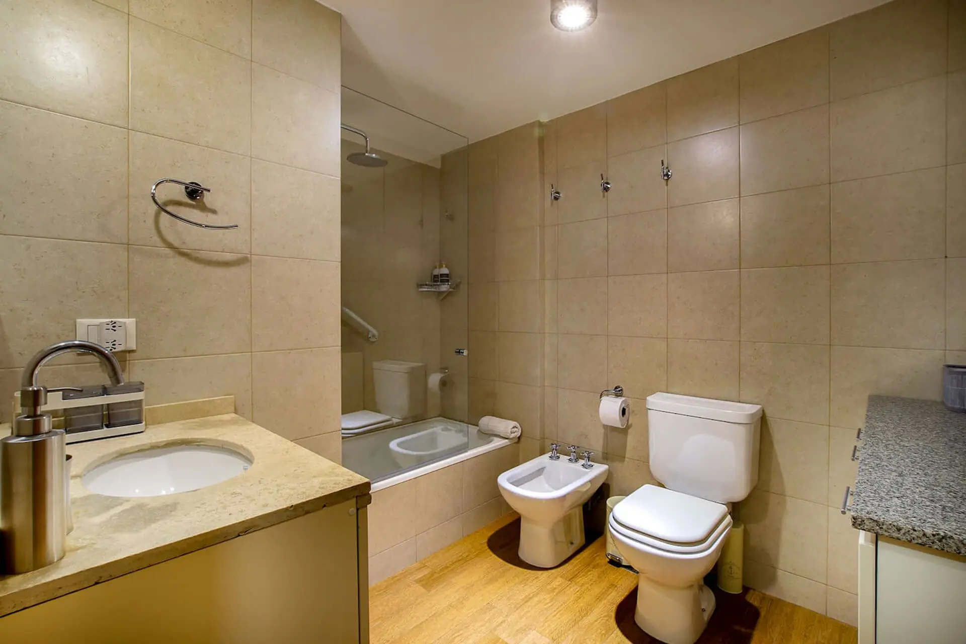 Cuarto de baño Depto Duplex Edificio Terrazas