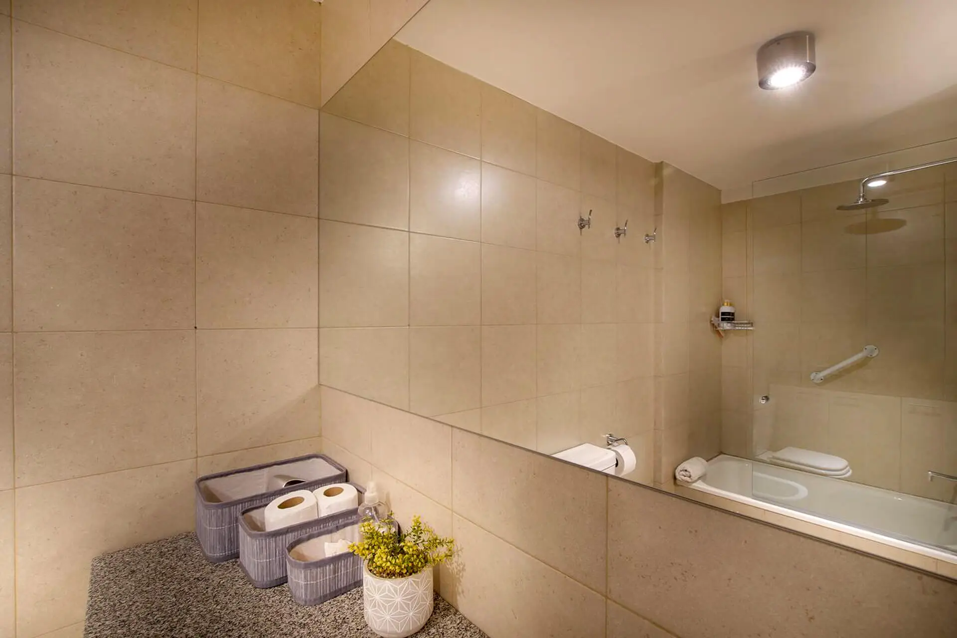 Cuarto de baño Depto Duplex Edificio Terrazas