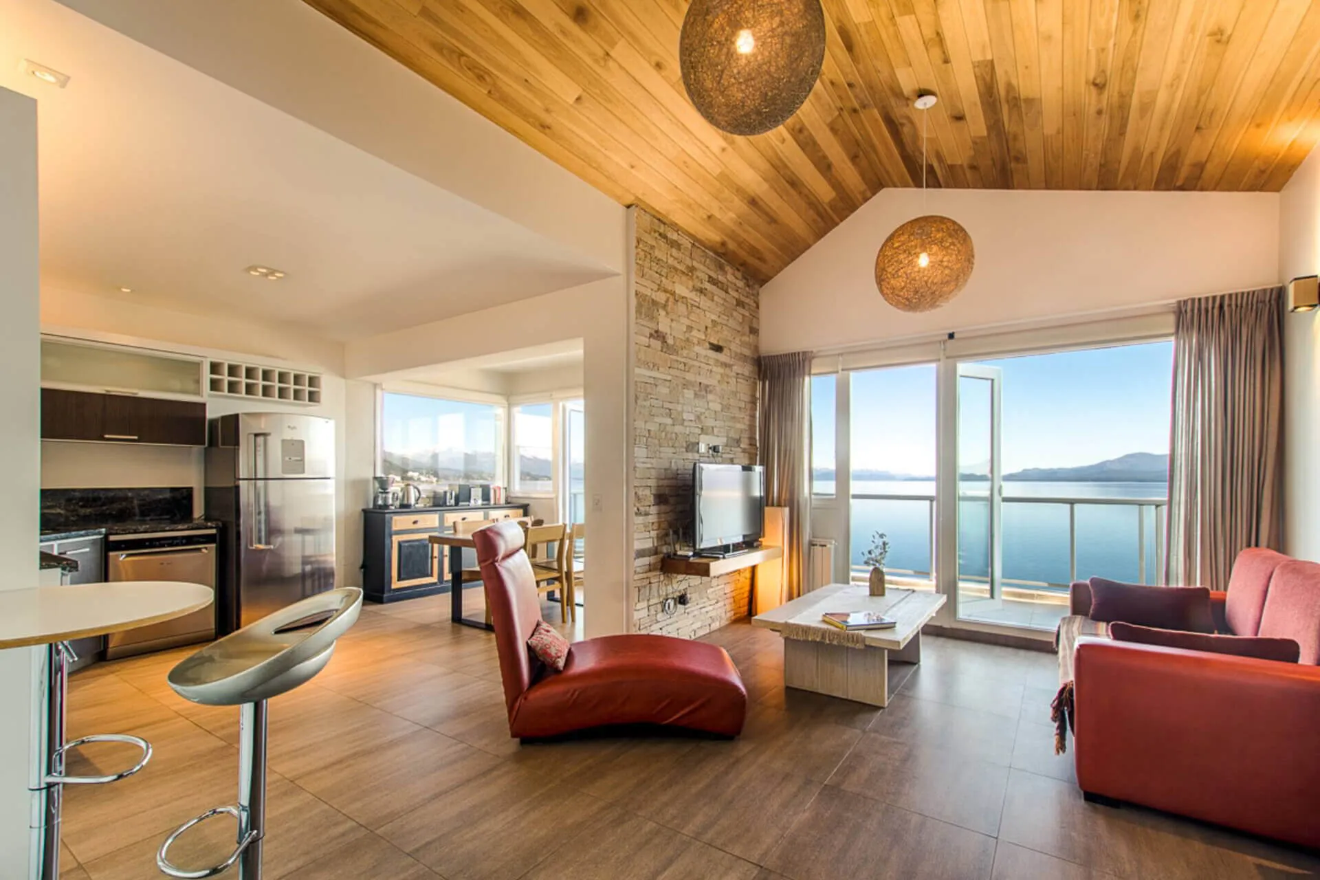 Sala de estar e jantar do apartamento Premium