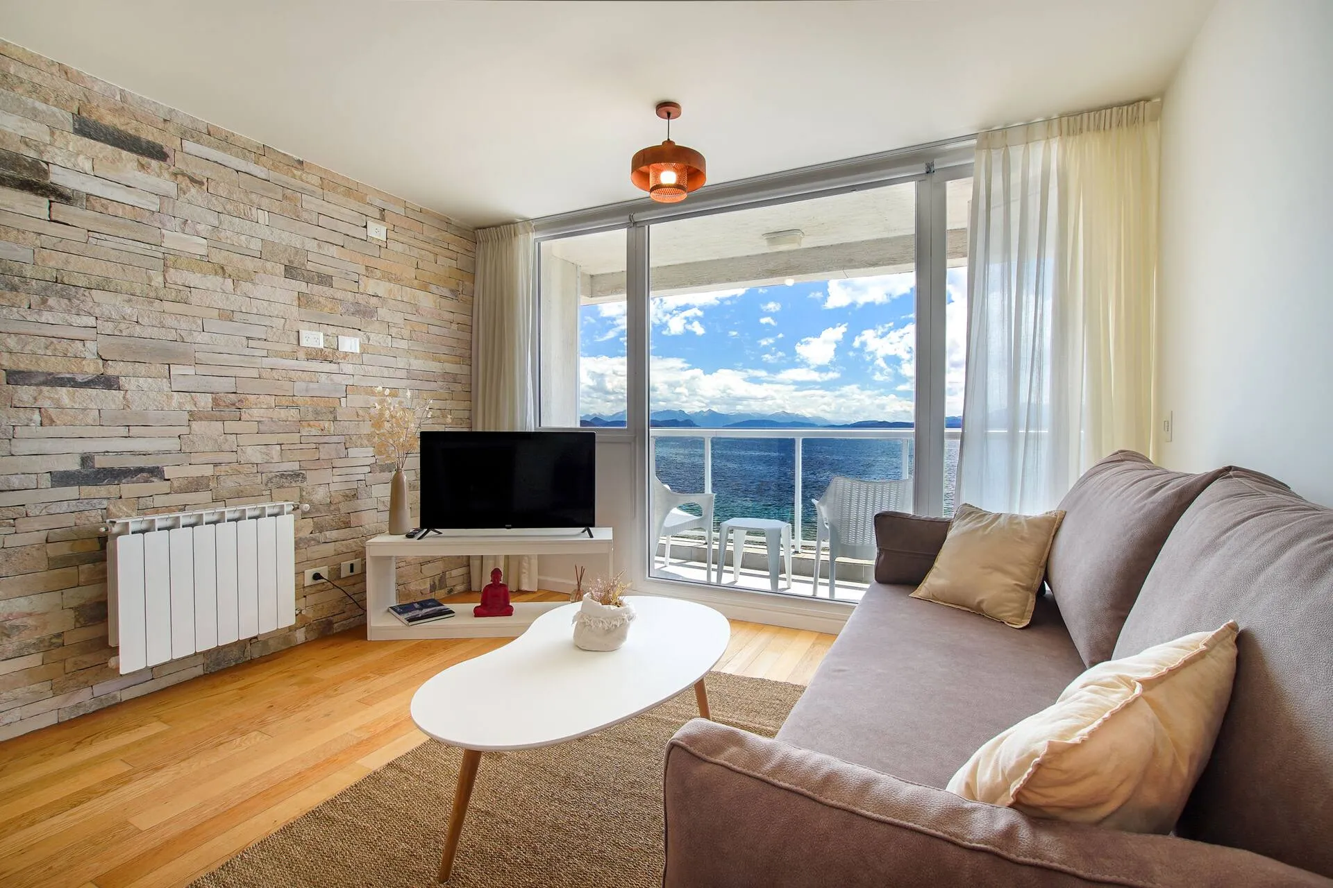 Sala de estar do apartamento ROMANCE