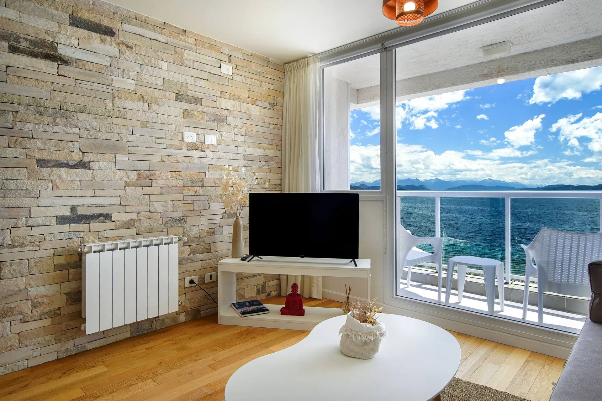 Sala de estar do apartamento ROMANCE