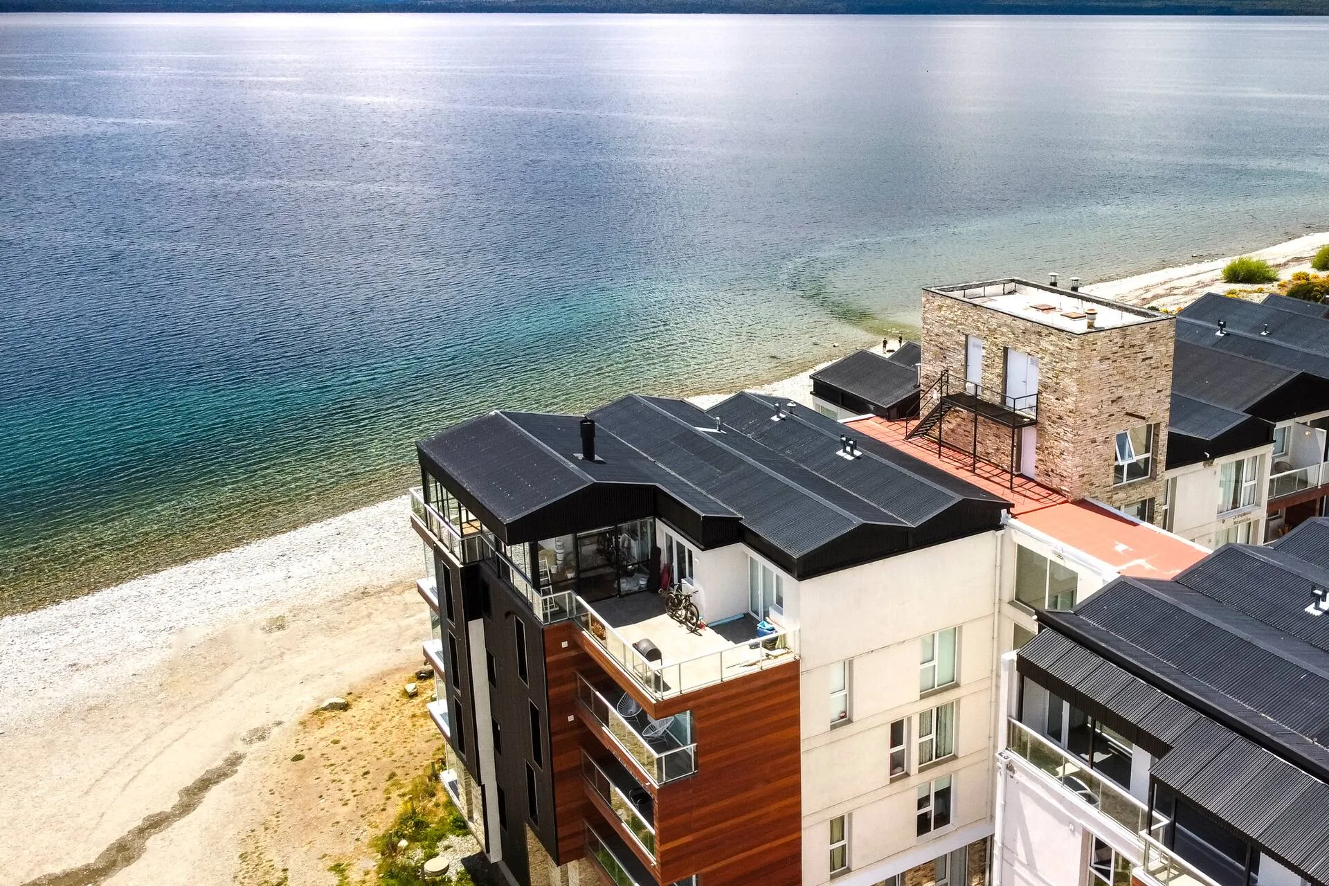 Vista aérea Ollagua Costa del Lago